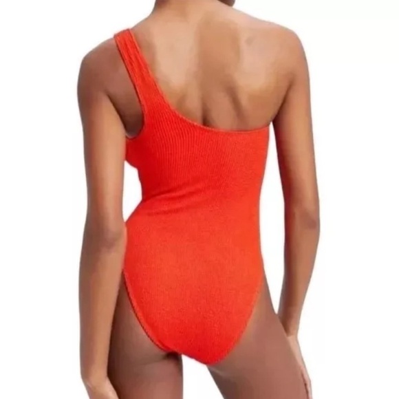 NWT Good American Always Fits One Shoulder Textured One Piece Swimsuit - Picture 2 of 13